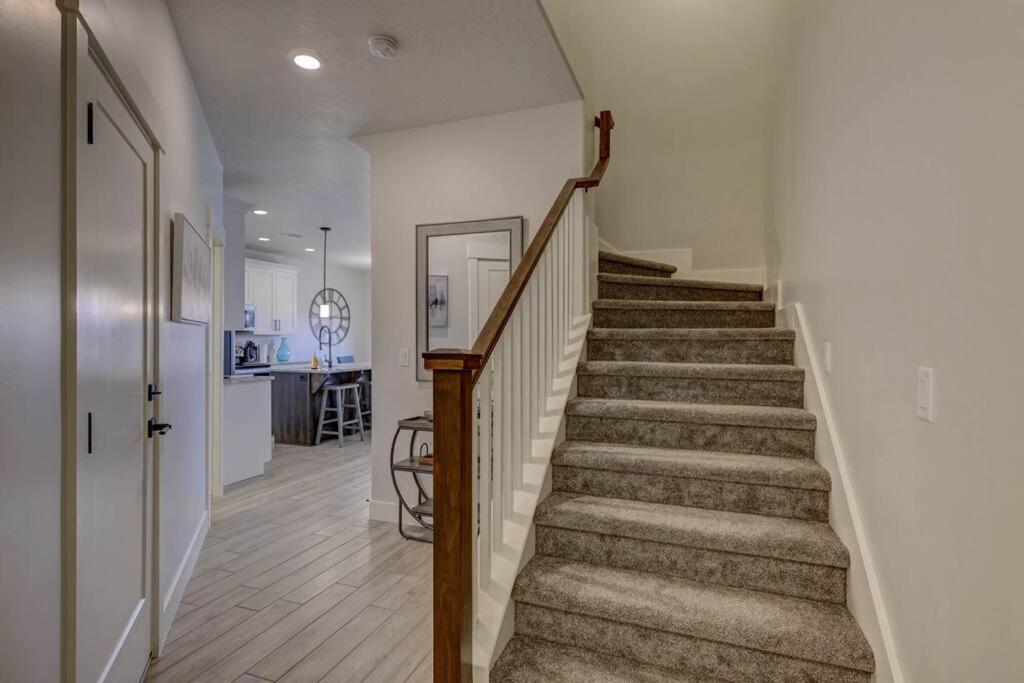 St George, Private Hot Tub/Patio, New Community Villa Washington Luaran gambar